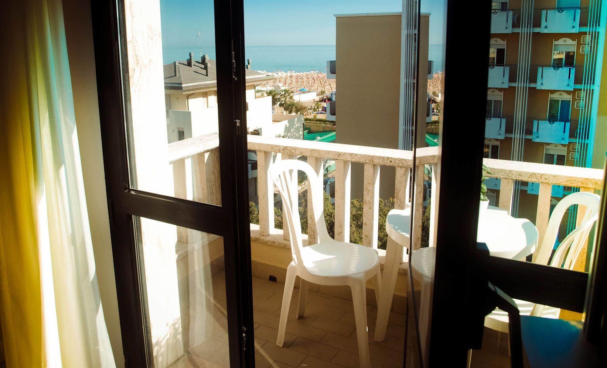 Residence Internazionale ริมินี ภายนอก รูปภาพ